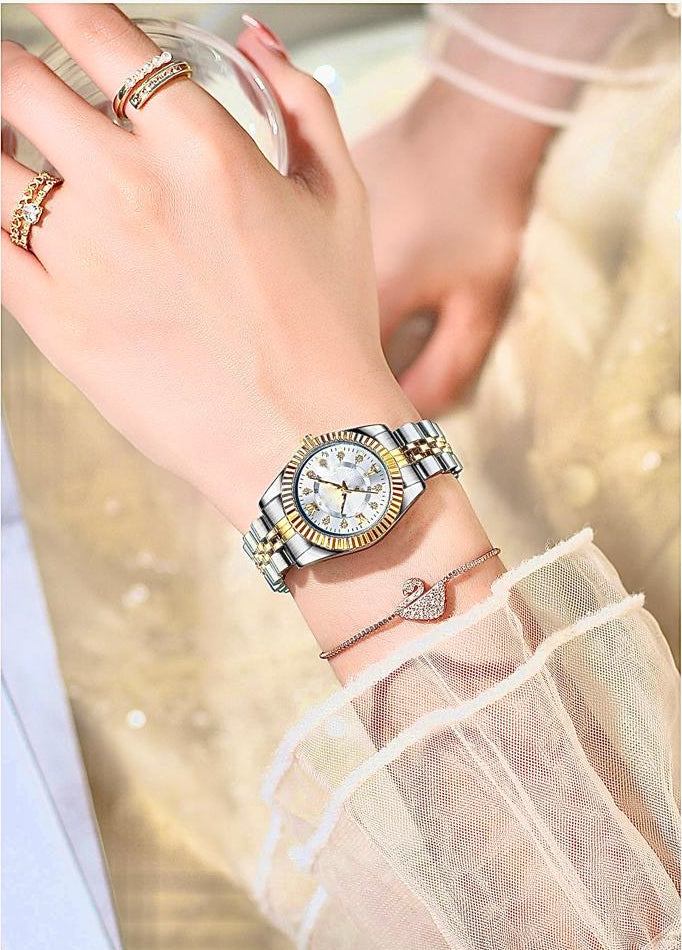 Luxurious Ladies Golden Fashion Watch 100% Imported Quality Classical Collection Fashion Watch for Girl's